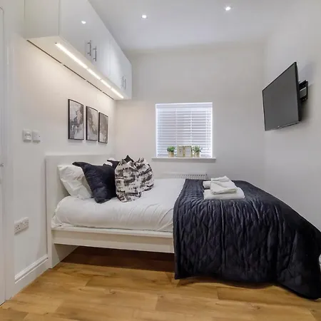 Henry Court 2 York